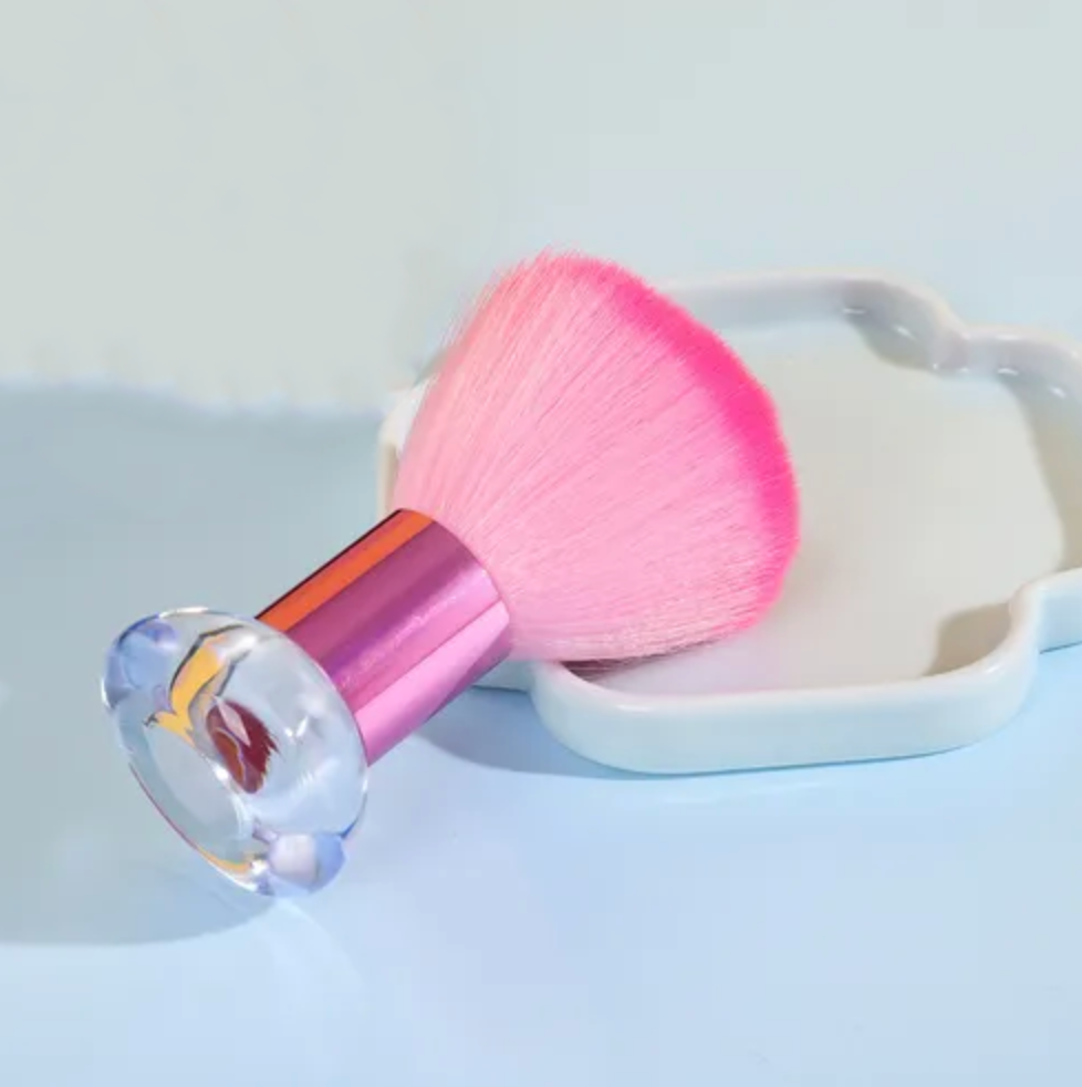 Soft & Fluffy Face Brush