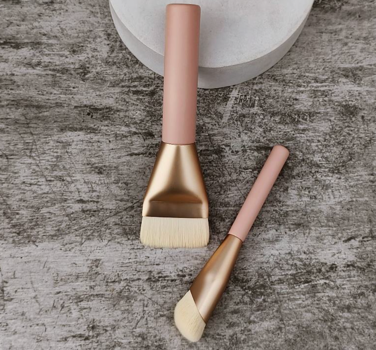 2-Piece Ultra Soft Makeup Brushes